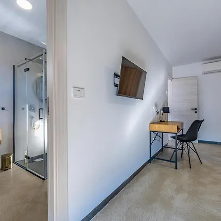 Aura By Interhome