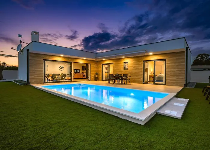 Ferienhaus Aura By Interhome