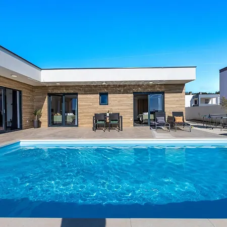 Aura By Interhome Holiday home Pula