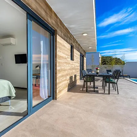 Aura By Interhome Vakantiehuis Pula
