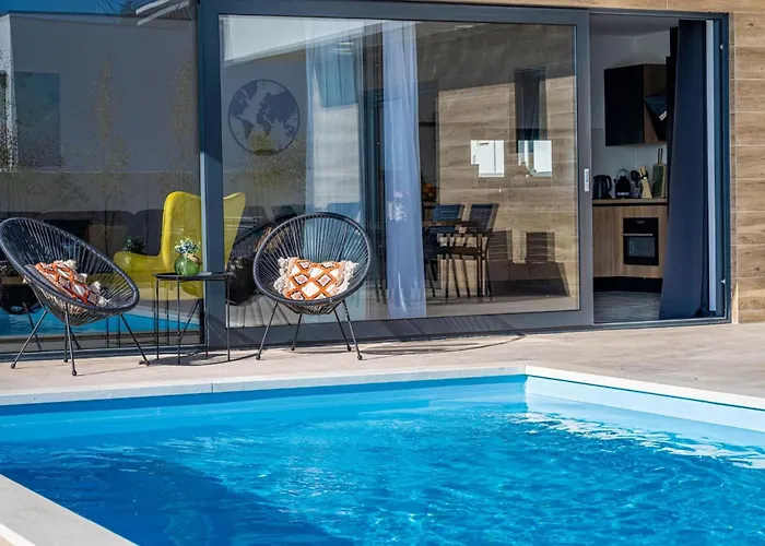 Holiday home Aura By Interhome *