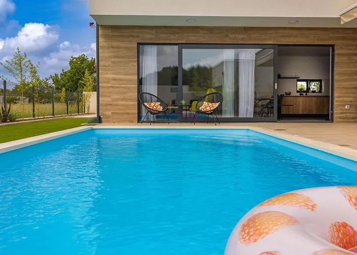 Aura By Interhome Holiday home Pula